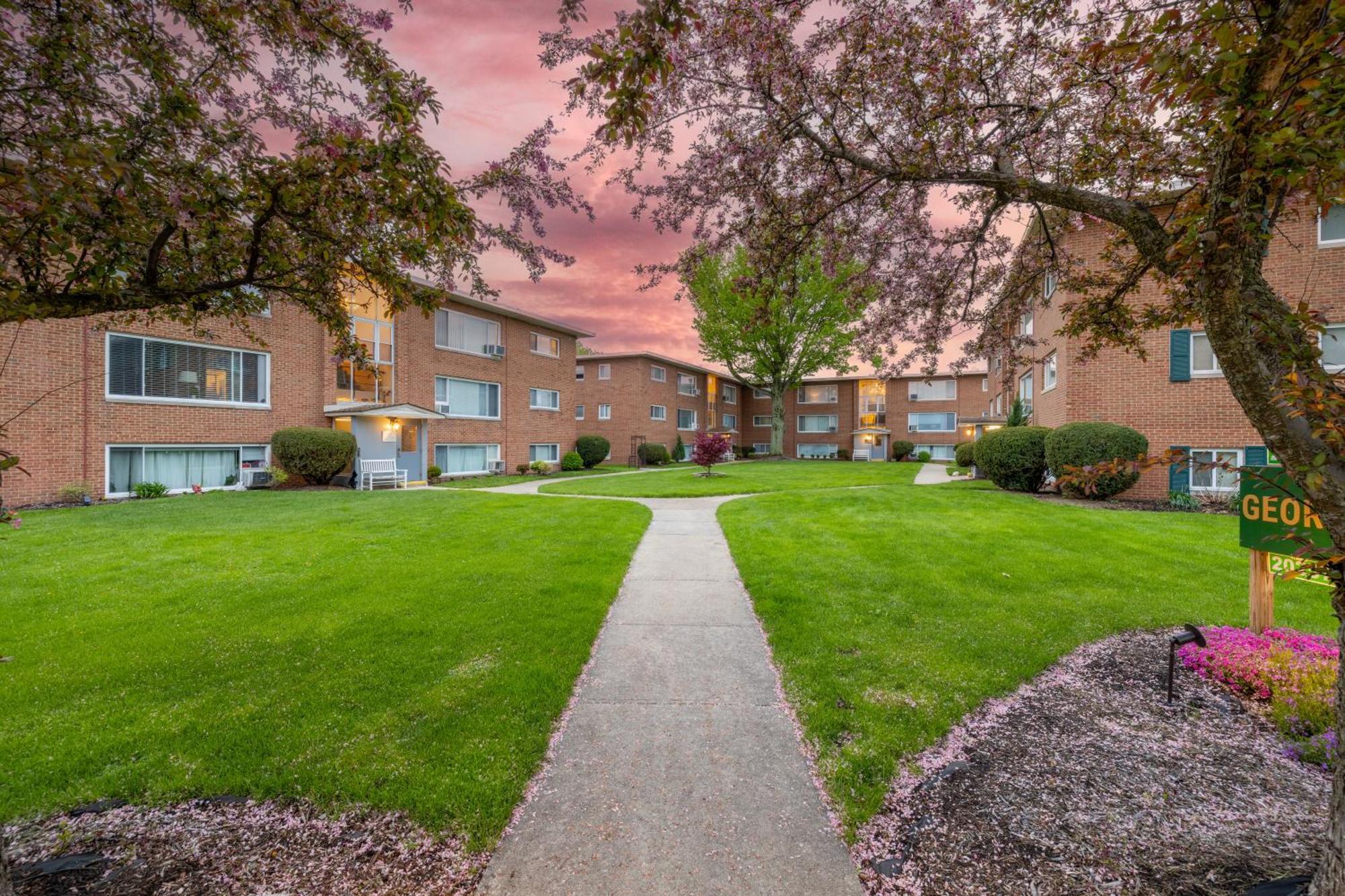 Fairview Park Georgetown Villas 1-1B Close To Cleveland Airport And The Rocky River Valley מראה חיצוני תמונה